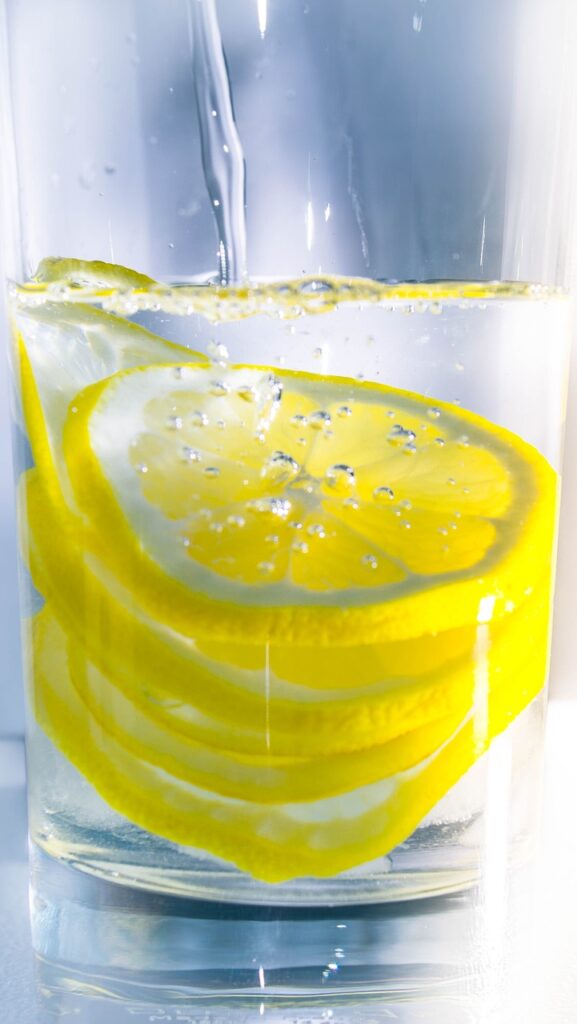 water, drink, lemon-686917.jpg